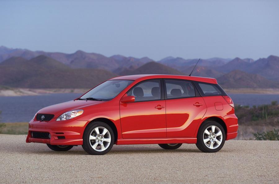  Toyota Matrix 2003 года  (фото 34 из 102)